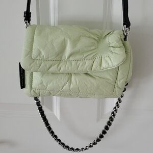 RTR The Marc Jacobs The Pillow Bag Pistachio Elegant Shoulder Bag